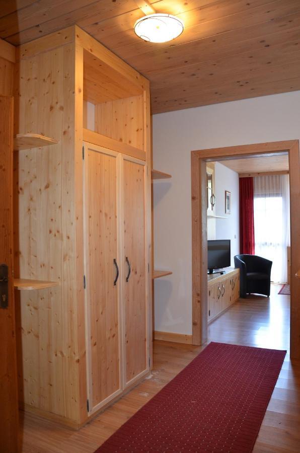 Pension Zum Schreiner Hermagor-Pressegger See Exteriör bild
